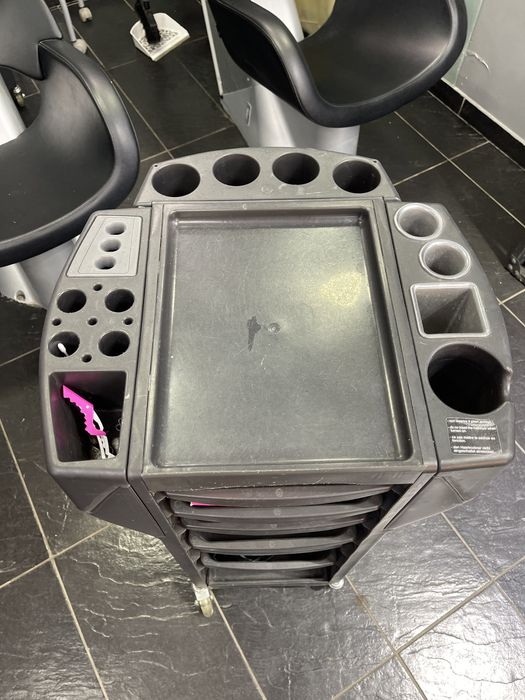 Продам парикмахерский помощник