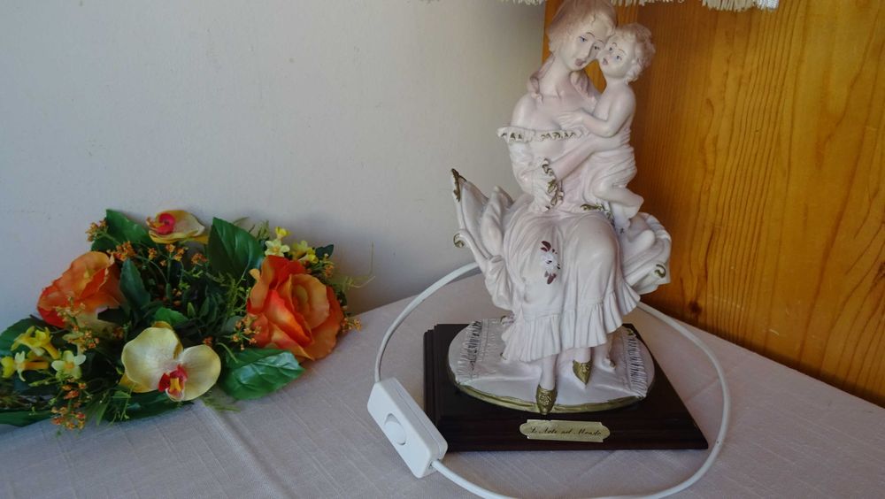 Настолна лампа. Произведена в Италия 1950г.