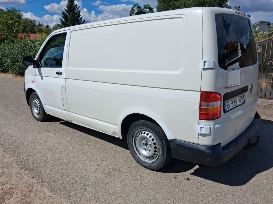 Volkswagen Transporter 2005 diesel, 2.911 € — imagine 3