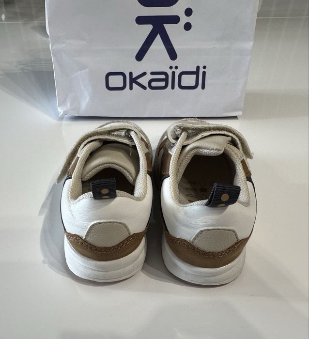 ЧИСТО НОВИ -Okaidi бебешки обувки - 20 размер