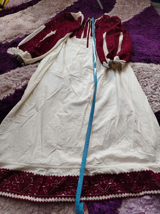 Costum popular ,ie din Arges