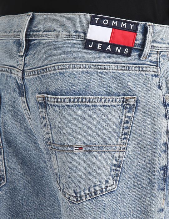 Tommy Hilfiger Relaxed Fit W36