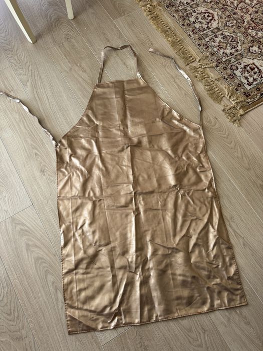 Продам фартуки разные