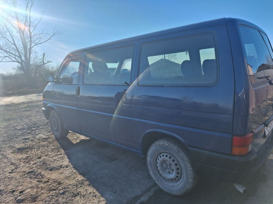 Продам Т4 буса, живой для своих лет