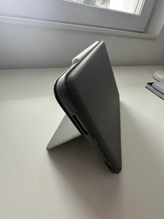 Tastatura Logitech Folio Touch pentru iPad Pro 11"