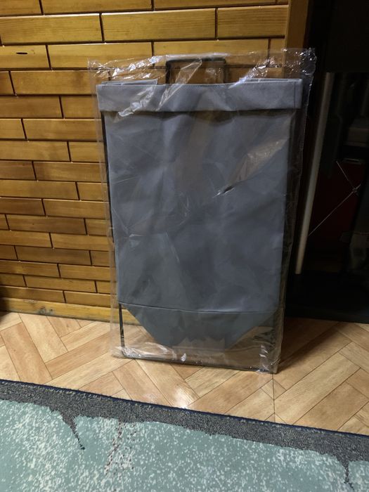 Продам мусорное ведро , ноаое