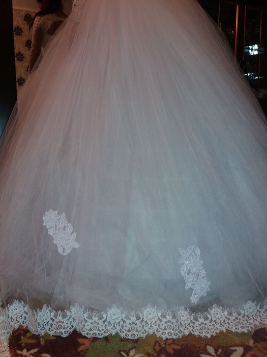 Свадебное платье