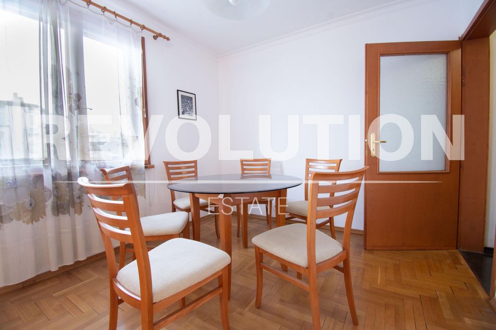 Двустаен апартамент в Центъра на София.