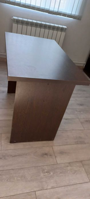 Шкаф, стол, стулья, кресло...