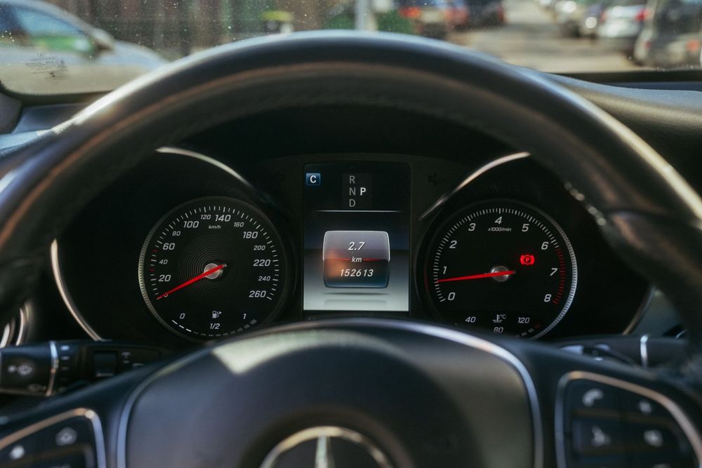 Mercedes GLC 300, AMG пакет