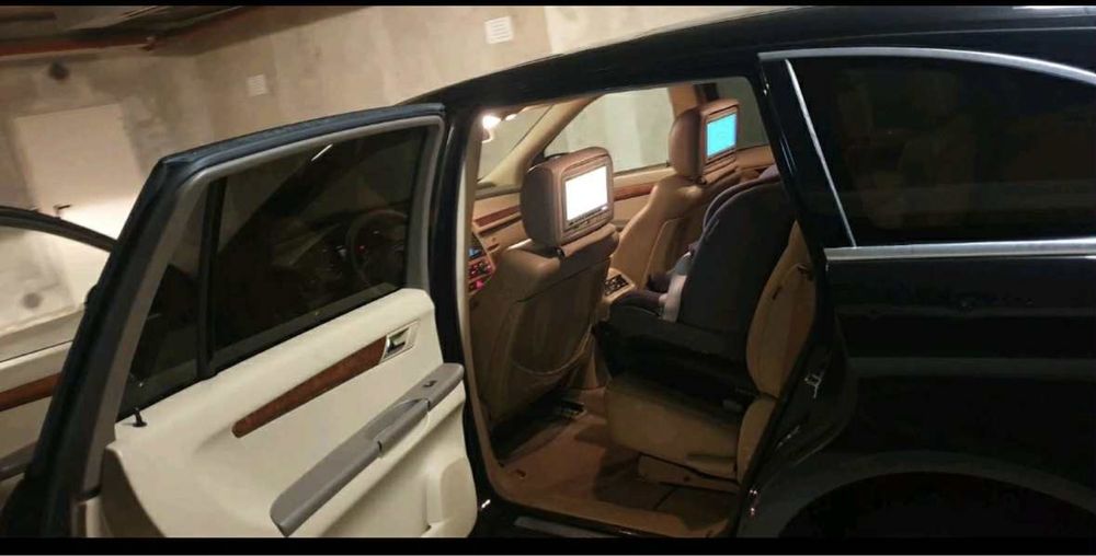 Mercedes-Benz R-classe на части