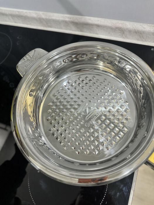 Сковорода из Стали