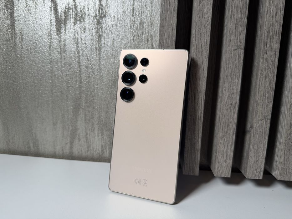 Samsung S25 Ultra  256GB Garantie 2 ani Universul Telefoanelor