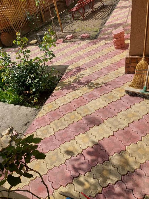 Extra preturi pentru pavaje si pavele model 14x14 cu montaj