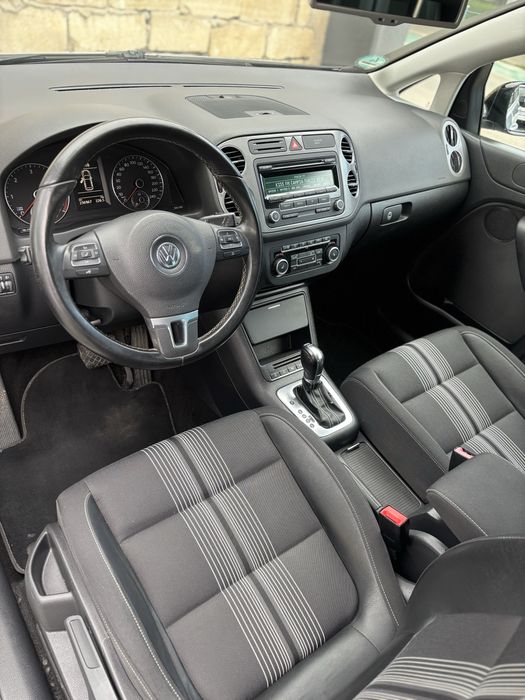 VOLKSWAGEN Golf 2012 — imagine 5