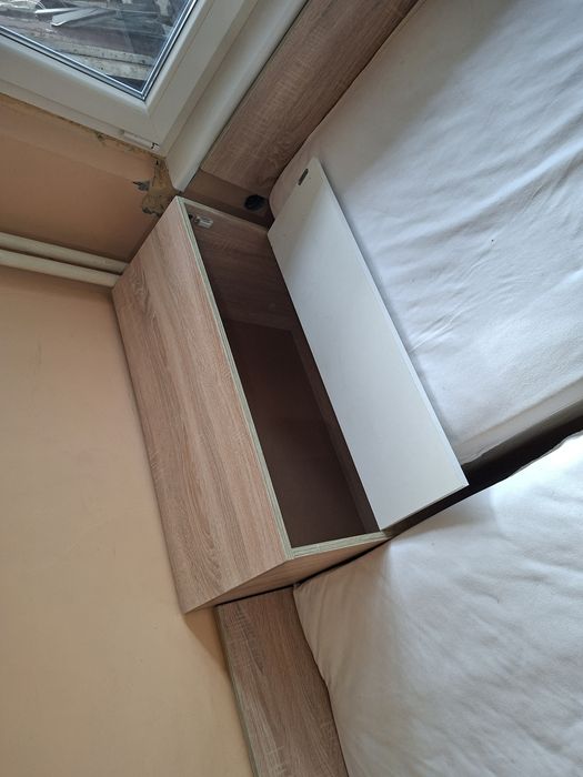 Легла, единични повдигане се и ракла