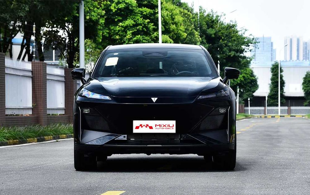 25% тулов билан Deepal S07 2024 нақд, автокредит,TRADE INга сотилади