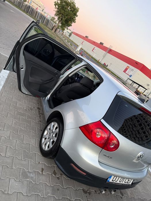 VOLKSWAGEN Golf 2005 — imagine 5