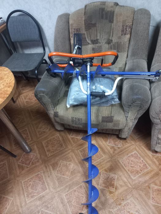 Бур для рыбалки,цена договорная