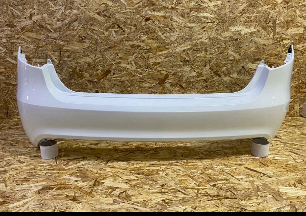 Задний бампер киа рио 3 цвет белый