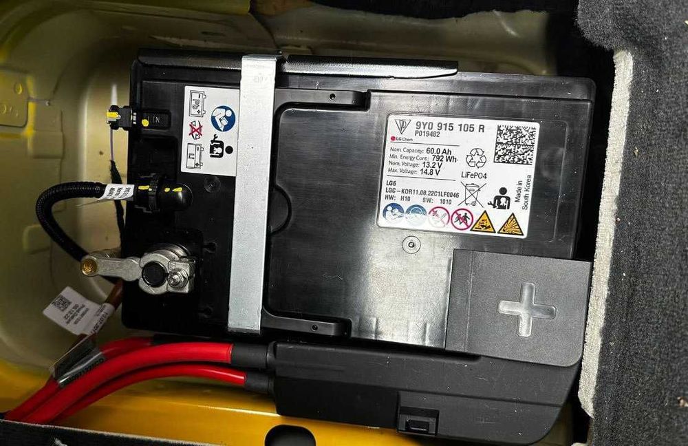 Reparatie baterie Lamborghini URUS LiFePo4 9Y0915105