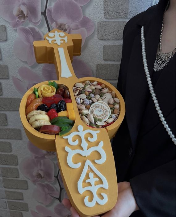 Букеты из сухофруктов