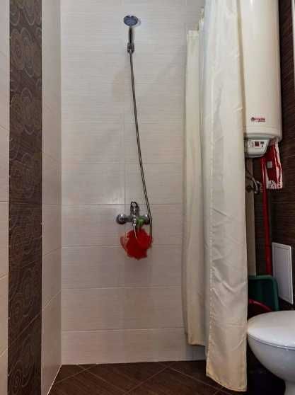 Дава се под наем Едностаен апартамент в Бургас, Меден рудник - зона А - 42 кв.м за 200 € - Снимка #9