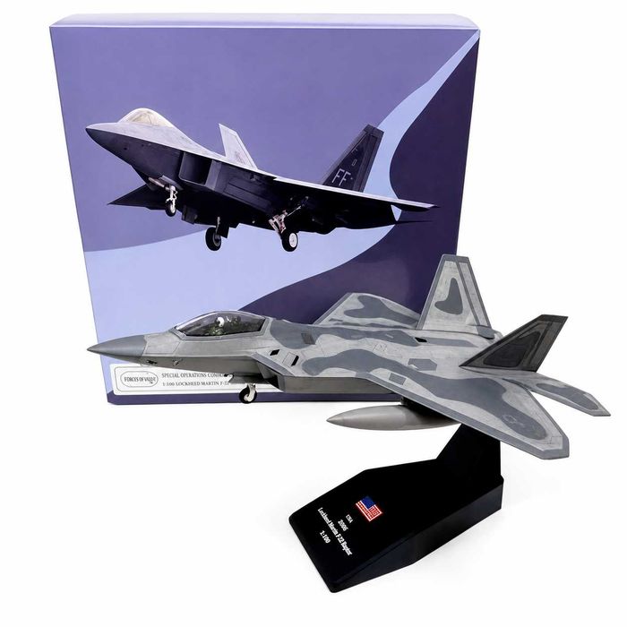 Macheta avion metalica Lockheed Martin F-22 Raptor 19cm
