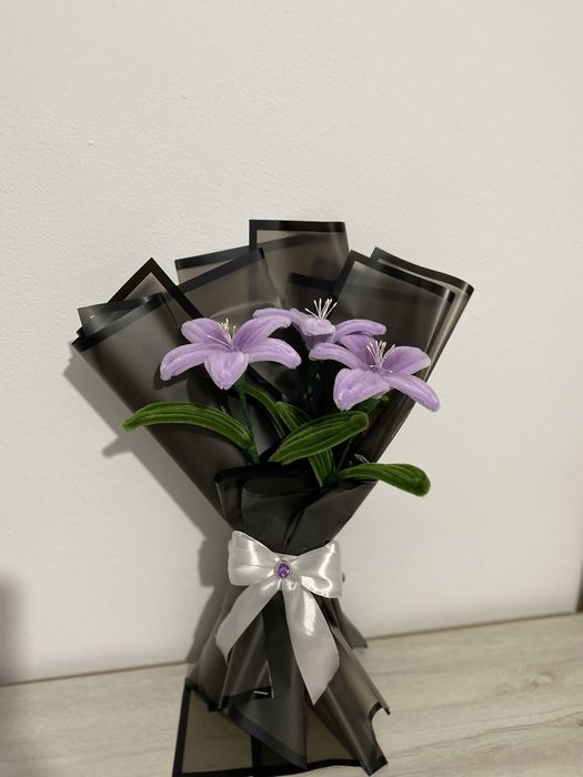 Crini din sarma plusata