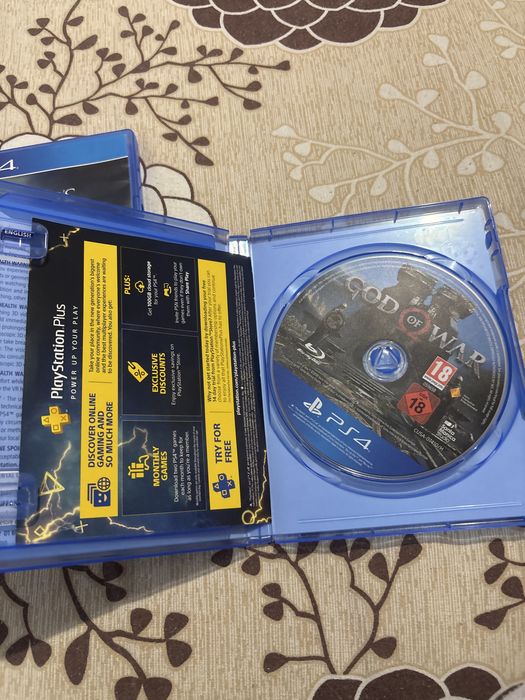 Продавам игри за ps-4 игрите са в перфектно състояние състояние