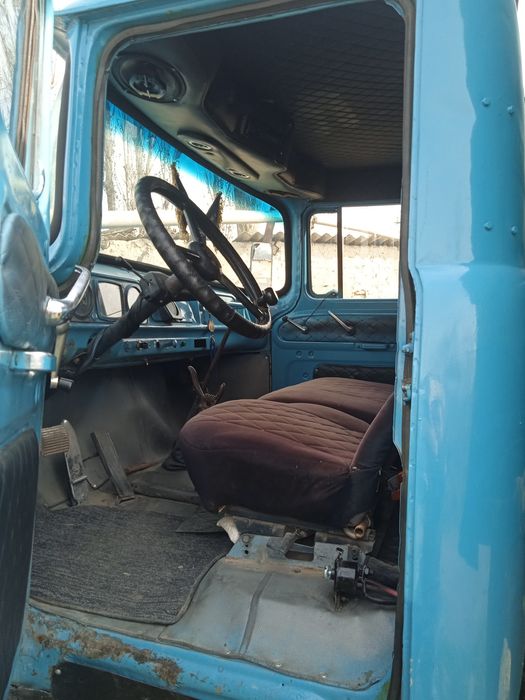 Зил 130 срочно сотилади