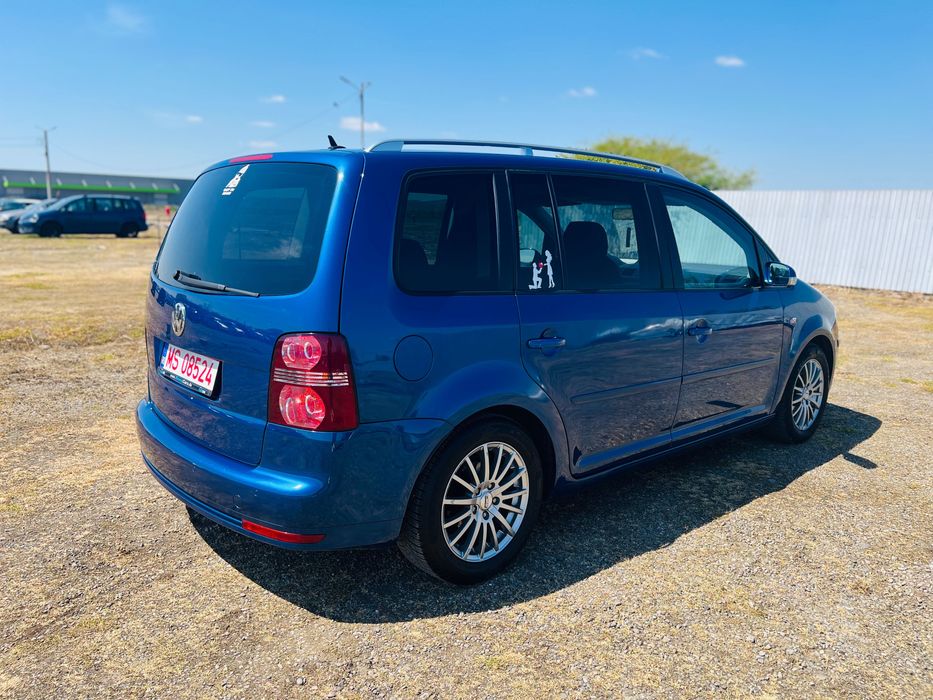 Touran 1.4 TSI 150 cp  r line