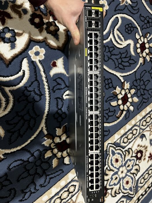 Коммутатор HP Aruba 6000 48G 4SFP (R8N86A)