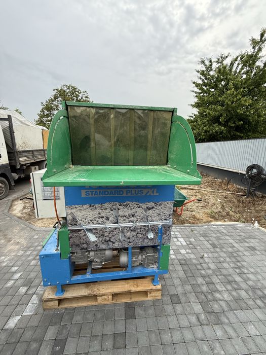 Utilaj Isoblow , pompa de injectat celuloza,vata bazaltica,fibra lemn