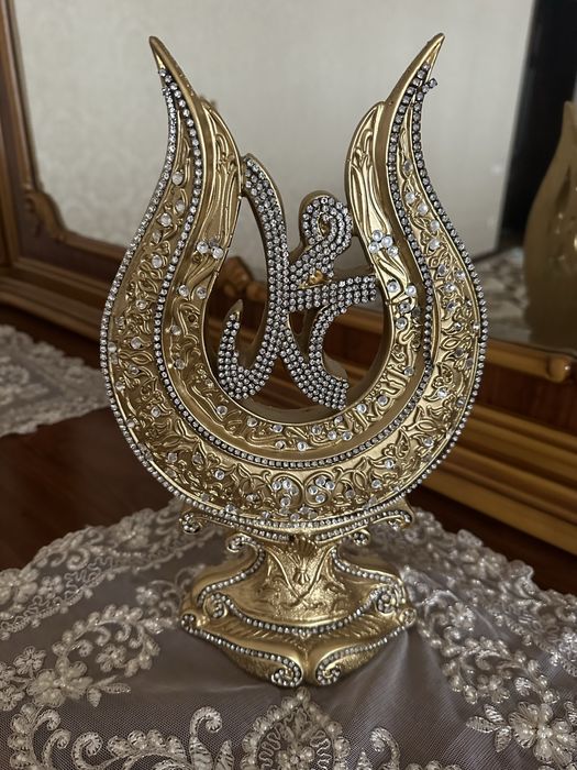 Сувенир донаси 100 минг