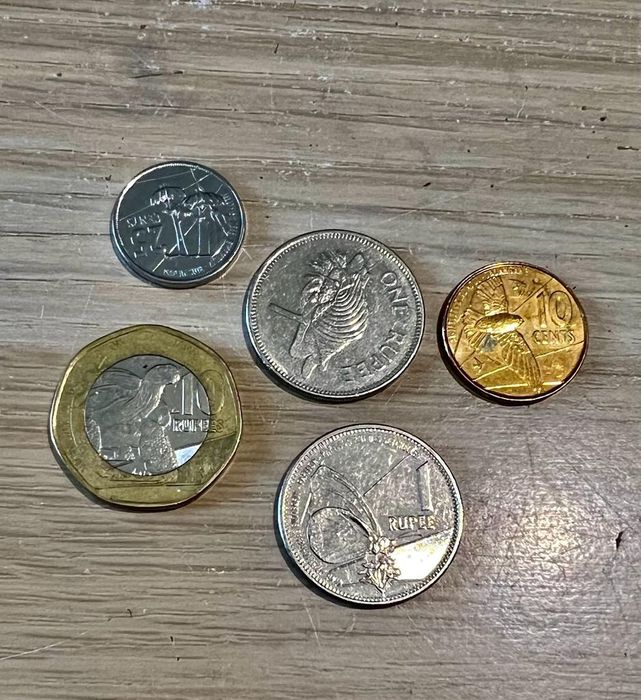 Монеты Сейшелы рупий сейшельские