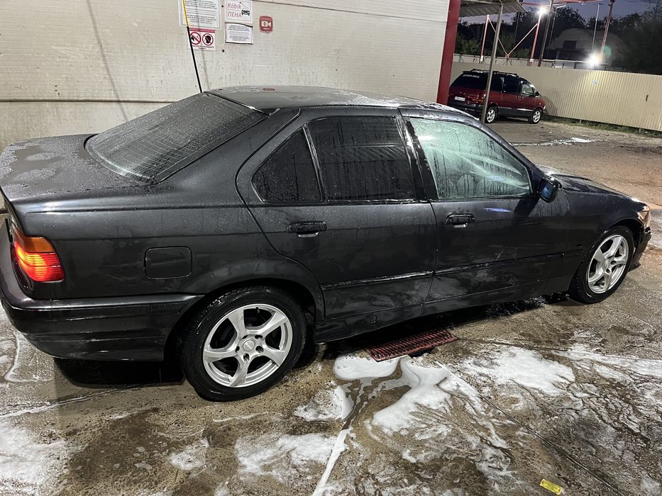 BMW E36 318is 800 тыс