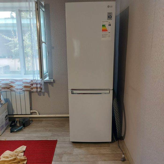 Продам холдильник