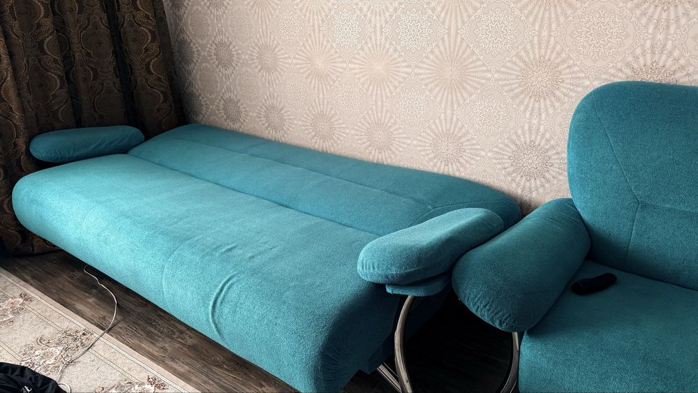 Продам диван , кресло