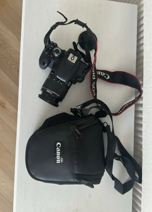 Фотоаппарат Canon EOS 600D