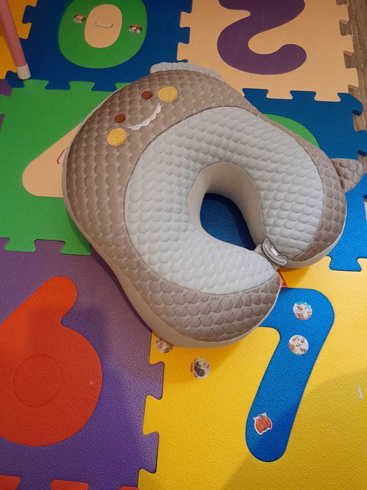 Pernă pentru alăptare