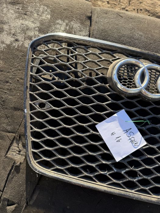 Декоративна радиаторна решетка за Audi A5 facelift пчелна пита ном16