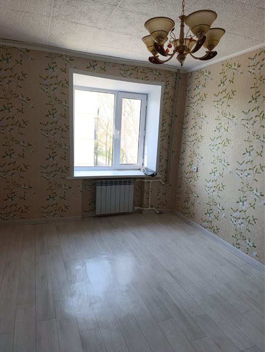 • Продается комната в общежитии •