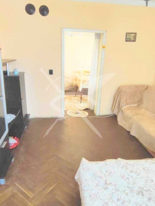 Етаж от къща в Карнобат 63141