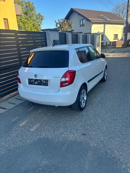 SKODA Fabia 2010 — imagine 4