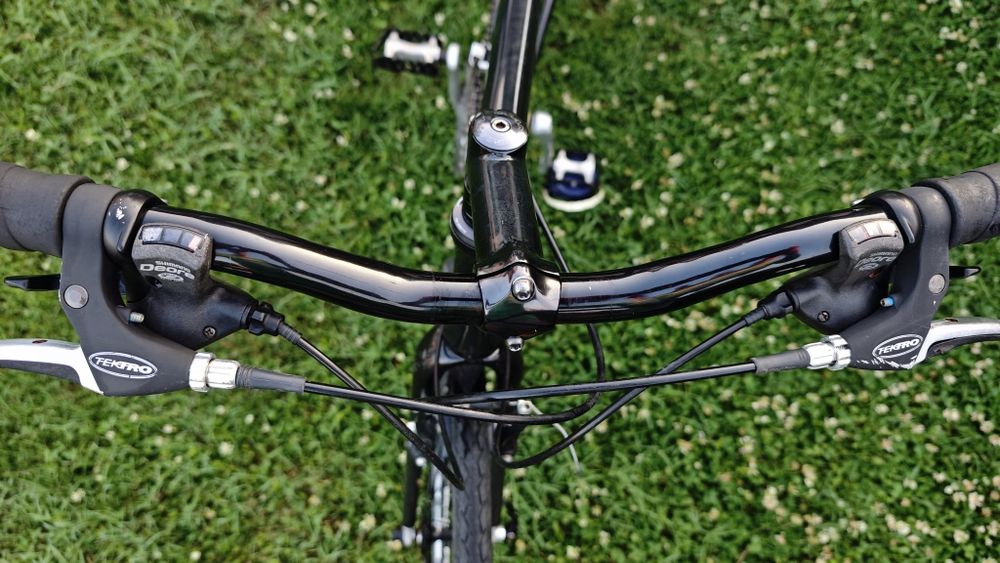 Bicicleta Giant CRS roți pe 28, furca de carbon