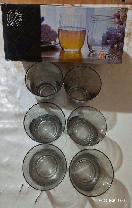 Посуда для кухни и быта, сковородки, сатейник, подносы