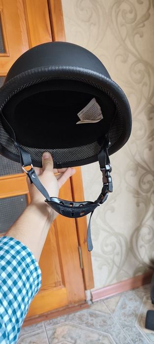 шлем на мотоцикл