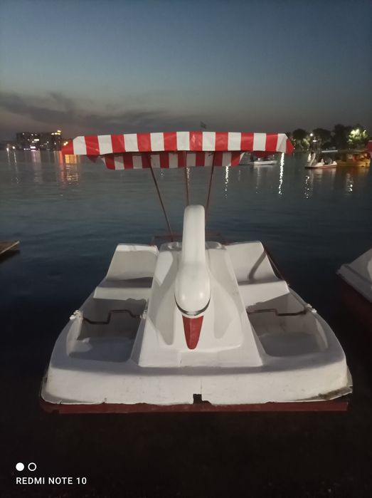 Katamaranlar sotiladi