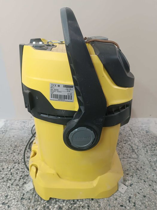 Прахосмукачка - Karcher MV5